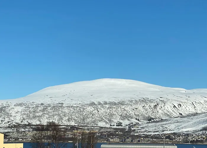 Villa Polar Luxury House - With Sauna And Free Parking Tromsø