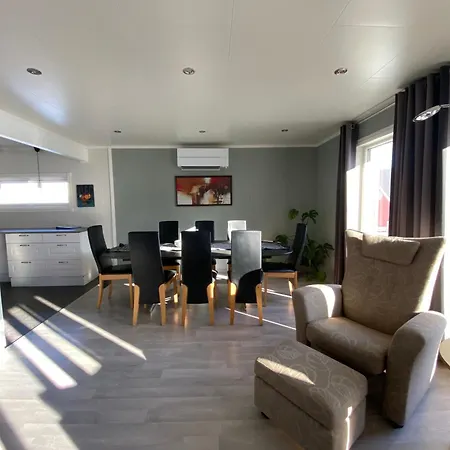 ヴィラ Polar Luxury House - With Sauna And Free Parking トロムソ